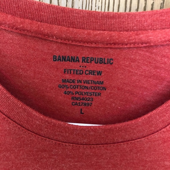Banana republic fitted crew - Picture 3 of 3